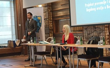 Policewomen attending training on project writing and strategic planning