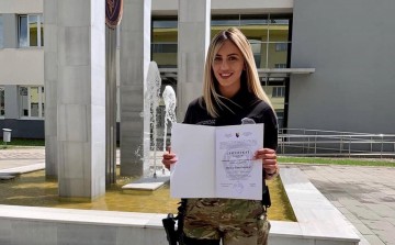 Policewomen Milica Nikolić successfully completed the training for shooting instructor